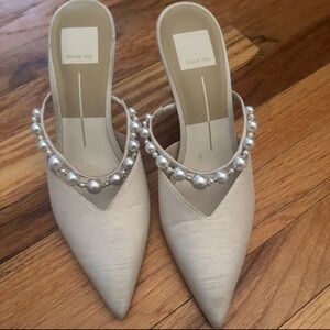 Dolce Vita Cream heels with Textured Fabric